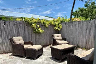 1605 NE 50th Ct, Fort Lauderdale, FL 33334 - Photo 9
