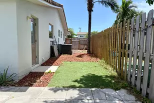 1605 NE 50th Ct, Fort Lauderdale, FL 33334 - Photo 13
