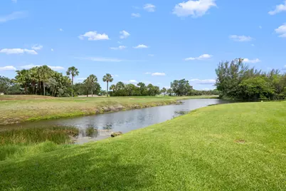 3018 Lake Shore Drive, Deerfield Beach, FL 33442 - Photo 9