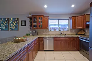 18324 SW 149th Pl, Miami, FL 33187 - Photo 21