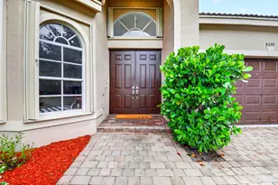 8049 Via Bolzano, Lake Worth, FL 33467 - Photo 3