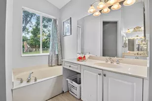 8049 Via Bolzano, Lake Worth, FL 33467 - Photo 27