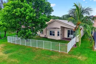 8049 Via Bolzano, Lake Worth, FL 33467 - Photo 39