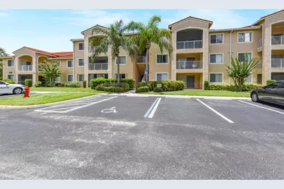 1590 S 42nd Circle #106, Vero Beach, FL 32967 - Photo 5