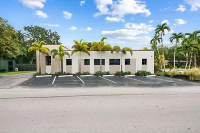 602 SW 12th Avenue, Fort Lauderdale, FL 33312 - Photo 1