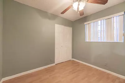 [Address not provided], Lauderdale Lakes, FL 33309 - Photo 17