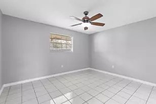 821 SW 4th St, Fort Lauderdale, FL 33315 - Photo 9