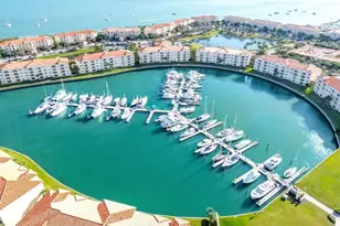 35 Harbour Isle Dr W, Fort Pierce, FL 34949 - Photo 5