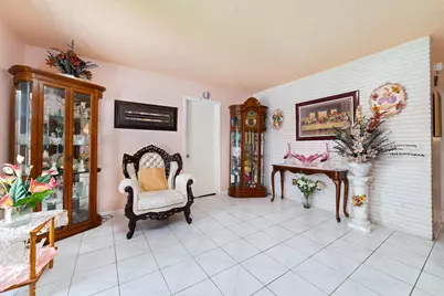4460 NW 3rd Place, Plantation, FL 33317 - Photo 3