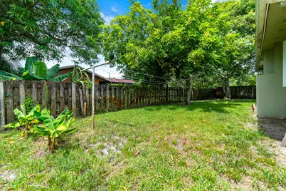 4460 NW 3rd Place, Plantation, FL 33317 - Photo 21