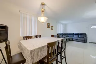 3777 NW 78th Ave NW, Hollywood, FL 33024 - Photo 7