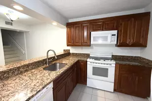 3757 Victoria Dr, West Palm Beach, FL 33406 - Photo 3