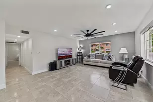 9 NE 19th Ct, Wilton Manors, FL 33305 - Photo 3