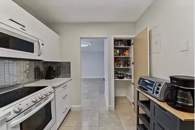 9 NE 19th Court #C112, Wilton Manors, FL 33305 - Photo 7