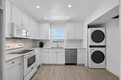 801 Lake Shore Drive #716, Lake Park, FL 33403 - Photo 13