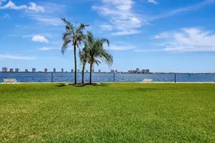 801 Lake Shore Dr, Lake Park, FL 33403 - Photo 31