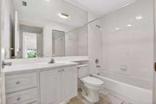2774 Livingston Ln, West Palm Beach, FL 33411 - Photo 11