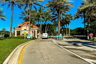 2774 Livingston Ln, West Palm Beach, FL 33411 - Photo 29