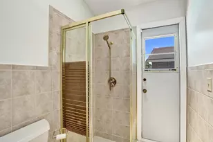 3375 W Point Dr, Cooper City, FL 33026 - Photo 35