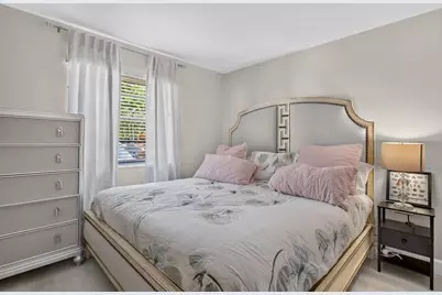539 NW 36th Avenue, Deerfield Beach, FL 33442 - Photo 21