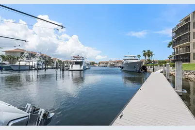1301 Seafarer Circle #403, Jupiter, FL 33477 - Photo 5