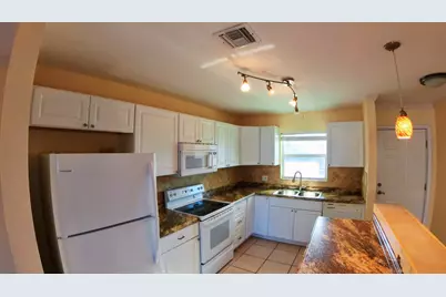 236 Castlewood Drive #202, North Palm Beach, FL 33408 - Photo 5