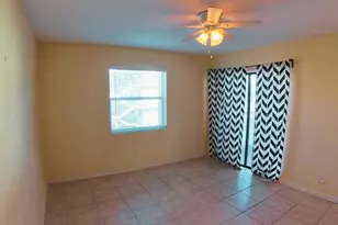 236 Castlewood Dr, North Palm Beach, FL 33408 - Photo 9
