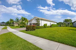 532 Sonoma Isles Cir, Jupiter, FL 33478 - Photo 3