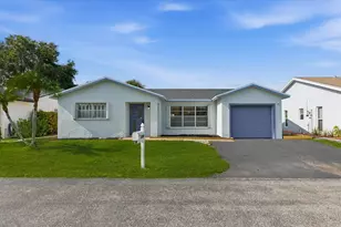 7198 E Pine Forest Cir Circle E, Lake Worth, FL 33467 - Photo 3