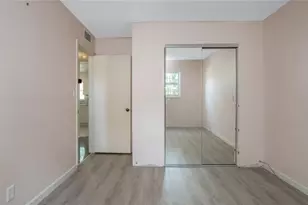 5186 NE 6th Ave, Oakland Park, FL 33334 - Photo 27