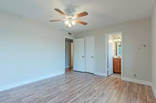 2161 NE 68th St, Fort Lauderdale, FL 33308 - Photo 9