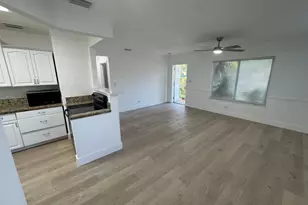 1635 NE 160th St, North Miami Beach, FL 33162 - Photo 9