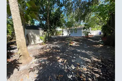 1635 NE 160th Street, North Miami Beach, FL 33162 - Photo 27