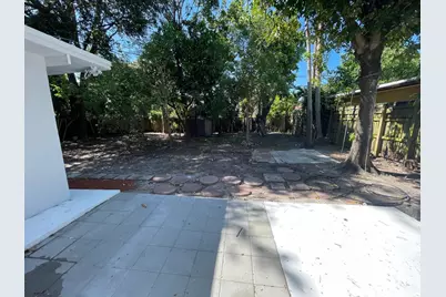1635 NE 160th Street, North Miami Beach, FL 33162 - Photo 21