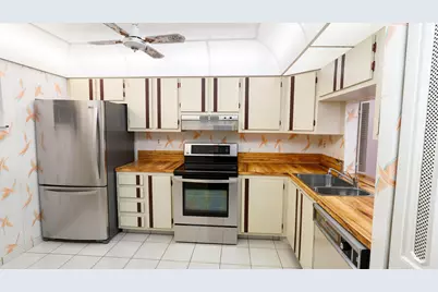 3930 Inverrary Boulevard #303, Lauderhill, FL 33319 - Photo 7