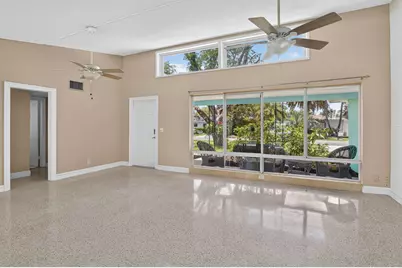 2110 NE 4th Avenue, Boca Raton, FL 33431 - Photo 11