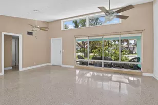 2110 NE 4th Ave, Boca Raton, FL 33431 - Photo 11