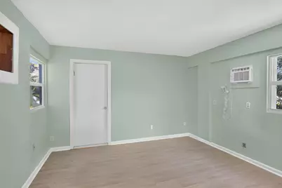 2110 NE 4th Avenue, Boca Raton, FL 33431 - Photo 21