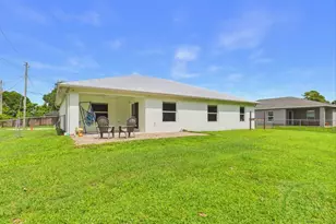 2265 SW Grosspoint St, Port Saint Lucie, FL 34953 - Photo 21
