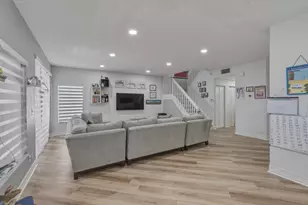 310 NW 207th Way, Pembroke Pines, FL 33029 - Photo 21