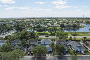 310 NW 207th Way, Pembroke Pines, FL 33029 - Photo 11
