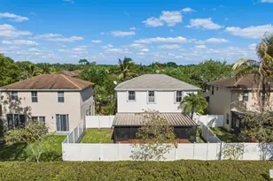 310 NW 207th Way, Pembroke Pines, FL 33029 - Photo 7