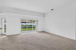 8253 Sand Pine Cir, Port Saint Lucie, FL 34952 - Photo 11