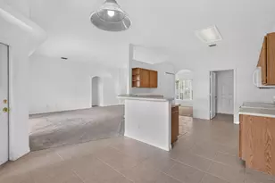 8253 Sand Pine Cir, Port Saint Lucie, FL 34952 - Photo 17