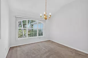 8253 Sand Pine Cir, Port Saint Lucie, FL 34952 - Photo 7