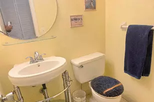 3200 NE 7th Ct, Pompano Beach, FL 33062 - Photo 7