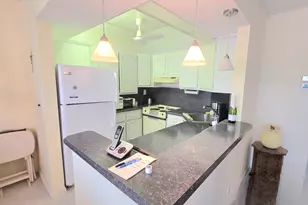 3200 NE 7th Ct, Pompano Beach, FL 33062 - Photo 1