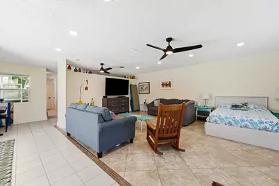 1095 NE Tuxedo Terrace, Jensen Beach, FL 34957 - Photo 9