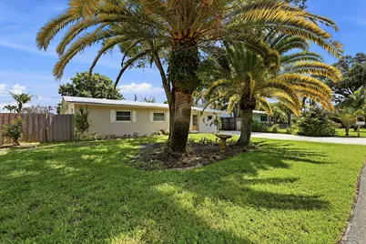 1095 NE Tuxedo Terrace, Jensen Beach, FL 34957 - Photo 3