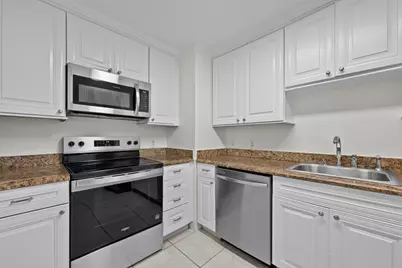 5600 N Flagler Drive #2304, West Palm Beach, FL 33407 - Photo 13